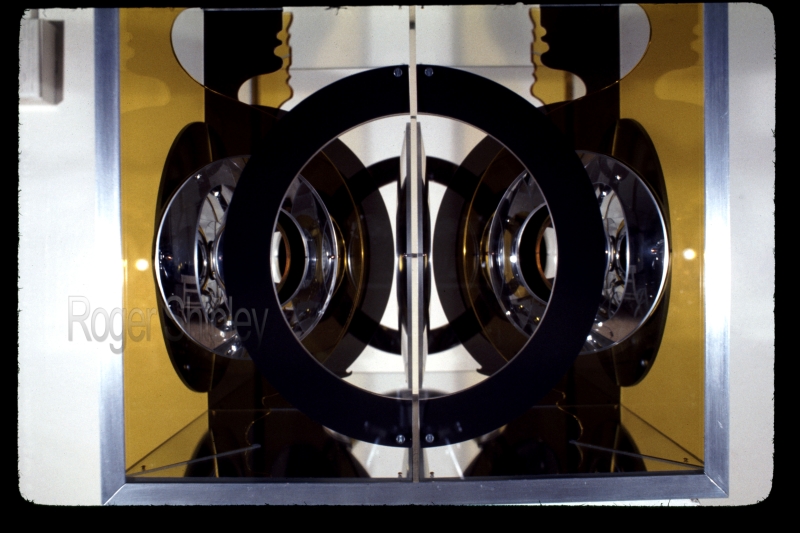 PP40, side view2, 14x14x14 in, plexiglass, mirror, aluminum, 1976.jpg