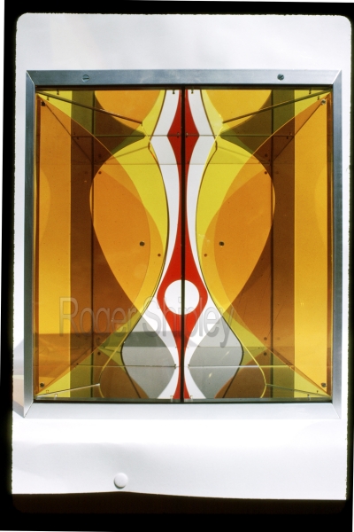 PP68, side view, 10.5x11.5 inches, plexiglass, mirror, aluminum, 1989.jpg