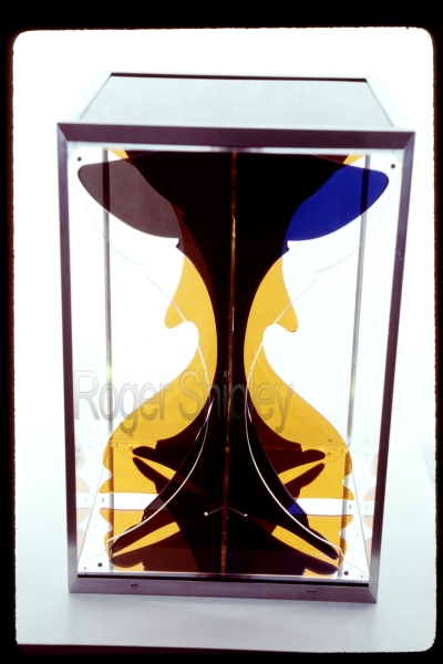 PP69, 3qtr view, 9.5x9.5x14.5 inches, plexiglass, mirror, aluminum, 1989.jpg